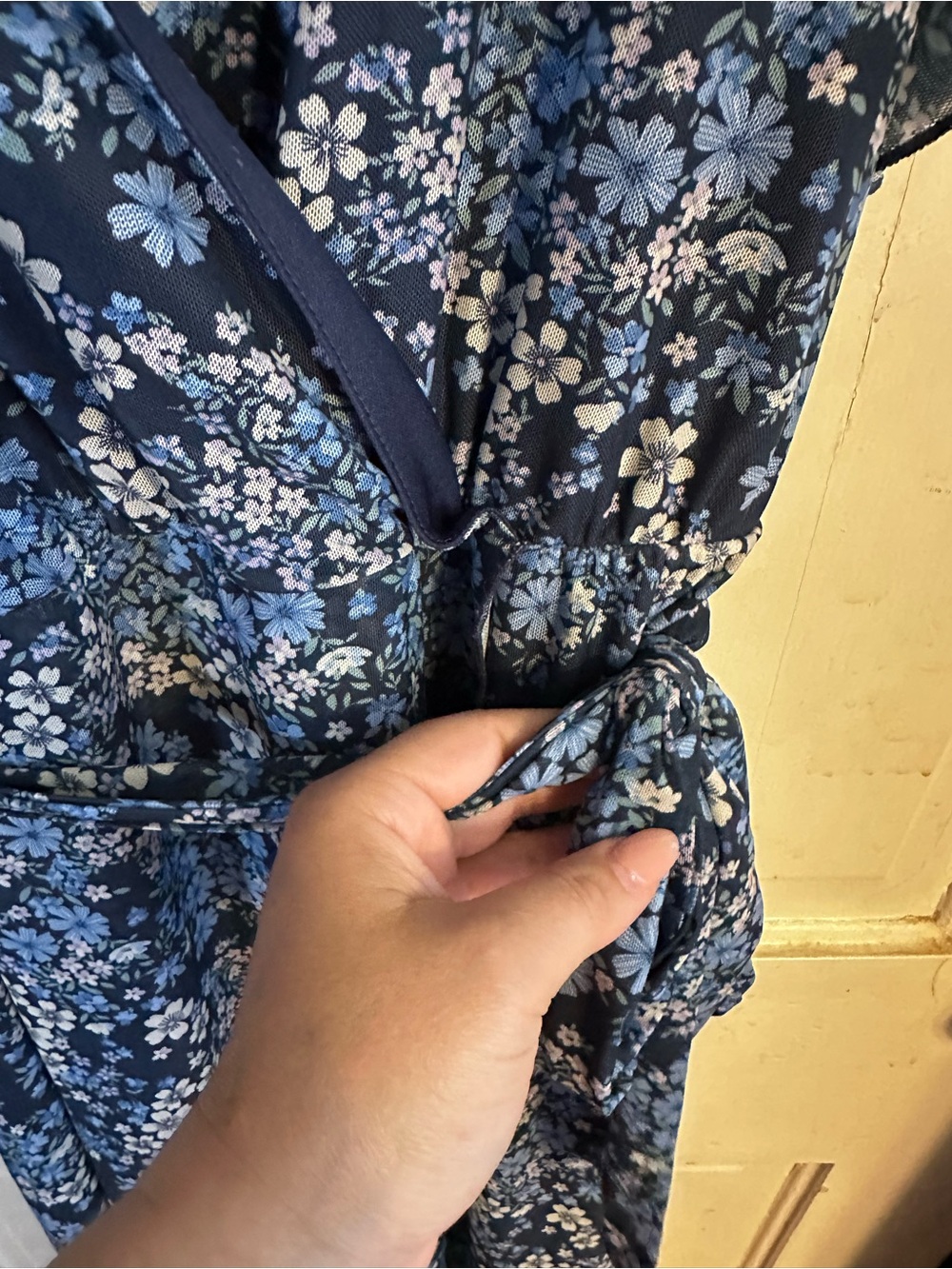 Morgan Taylor Navy Floral Wrap Midi Dress Short Sleeve Flutter High Low XL Boho - Picture 9 of 13